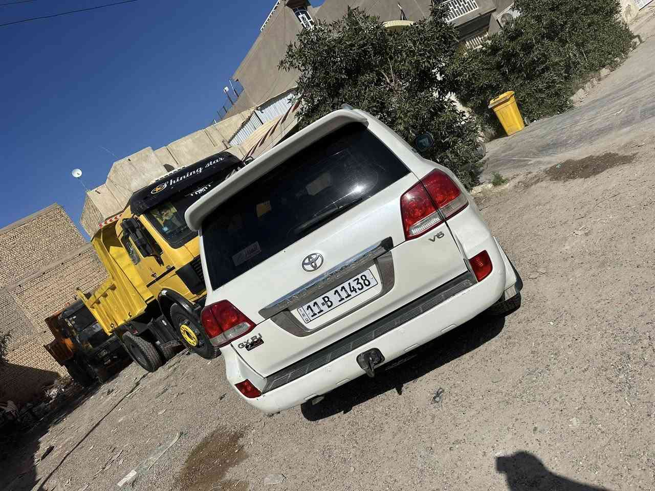 لاندكروز 2010محدثه الدعاميه 2014فقط العنوان بغداد سبع البور ***********
