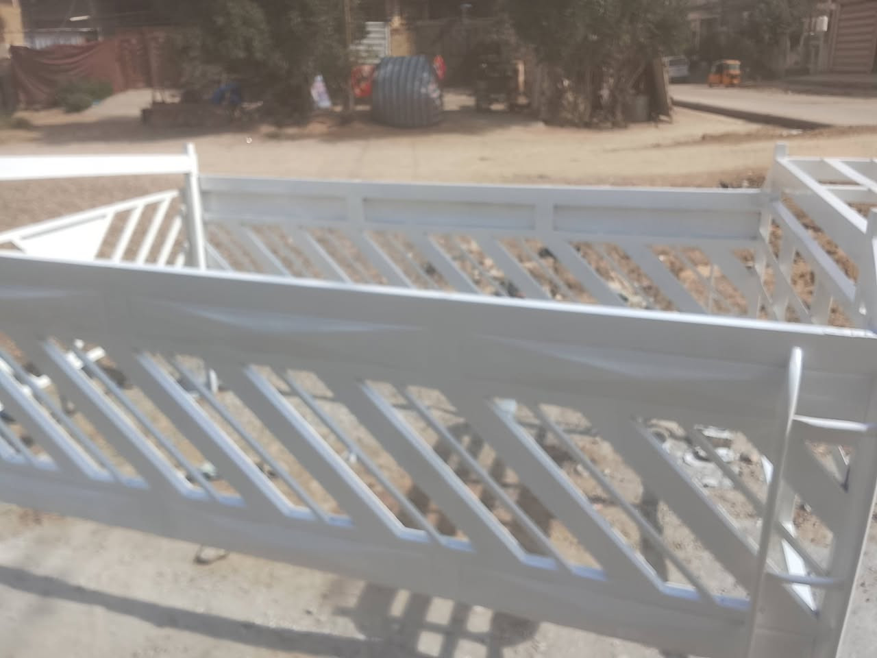 السلام عليكم محجر سياره بومه نثيه تزگام ونضيف مكاني بابل القاسم السعر 230 الاتصال ***********
