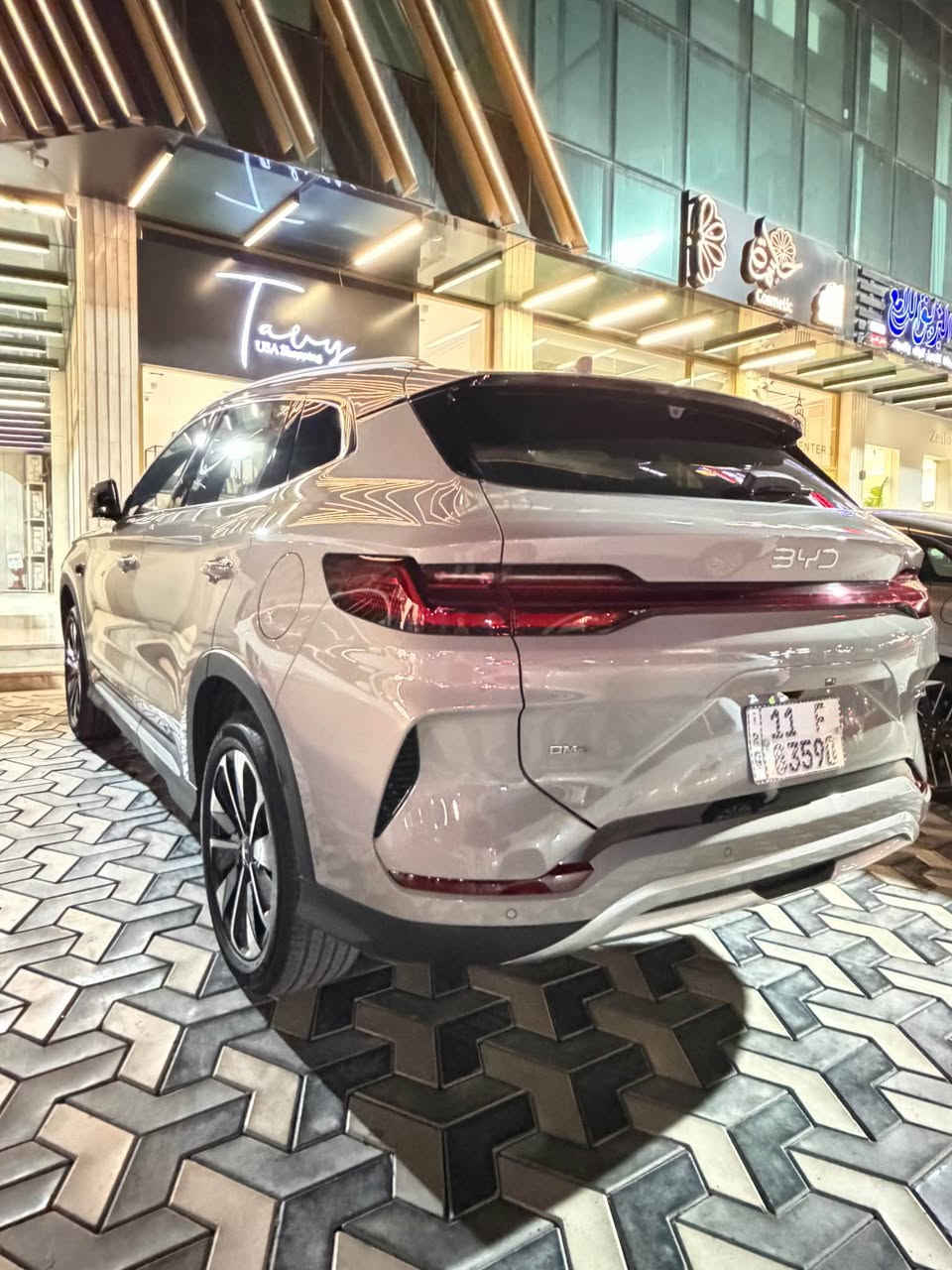 السلام عليكم
بي واي دي سونك بلص اللون اسمنتي رقم بغداد باسمي السيارة زيرو ماشية 1400 HEV للبيع مستعجيل حبايب السعر 31 مليون و500 مكانها اليرموك *********** بغداد, العراق
