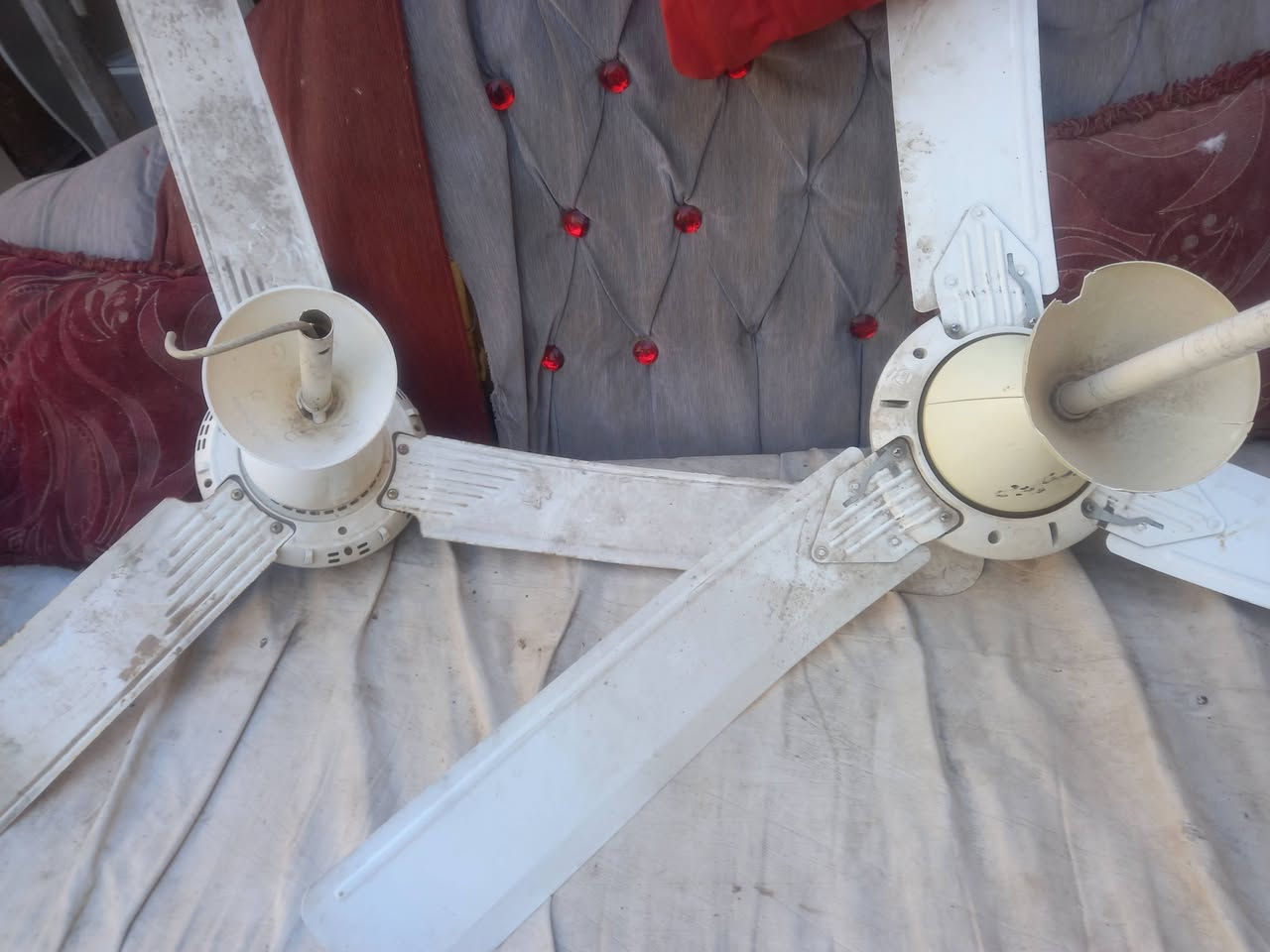 ميز بلازما ٥٠فلتر ٤٥كومديات  لواحد٣٥بنكات ثنين٤٠سنك تركي متر ونص ٧٥بياع


**إذا كنت صاحب هذا الإعلان وتريد حذفه لأي سبب، رجاءا أرسل رسالة إلى الدعم الفني**