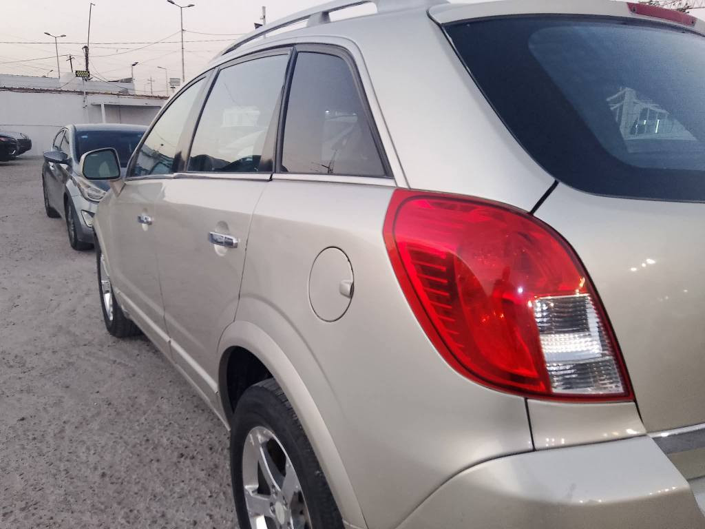 السلام عليكم
من رخصة الاداره المحترمه 

شوفرليت كابتيفيا موديل 2014

ضربة جاملغ الأمامي جهة السائق وربع البنيد

وبيها طخه داير الجاملغ  الخلفي جهة عكس السائق

ابيع مصبوغه حزام تخم تاير مكينه 2400 بحاله جيده كير جديد تبريد تدفئه رقم بغداد باسمي انكليزي السعر 88 وبيهه مجال بسيط بيع أو مراوس 

للاتصال ***********

مكاني بغداد الحريه بغداد, العراق
