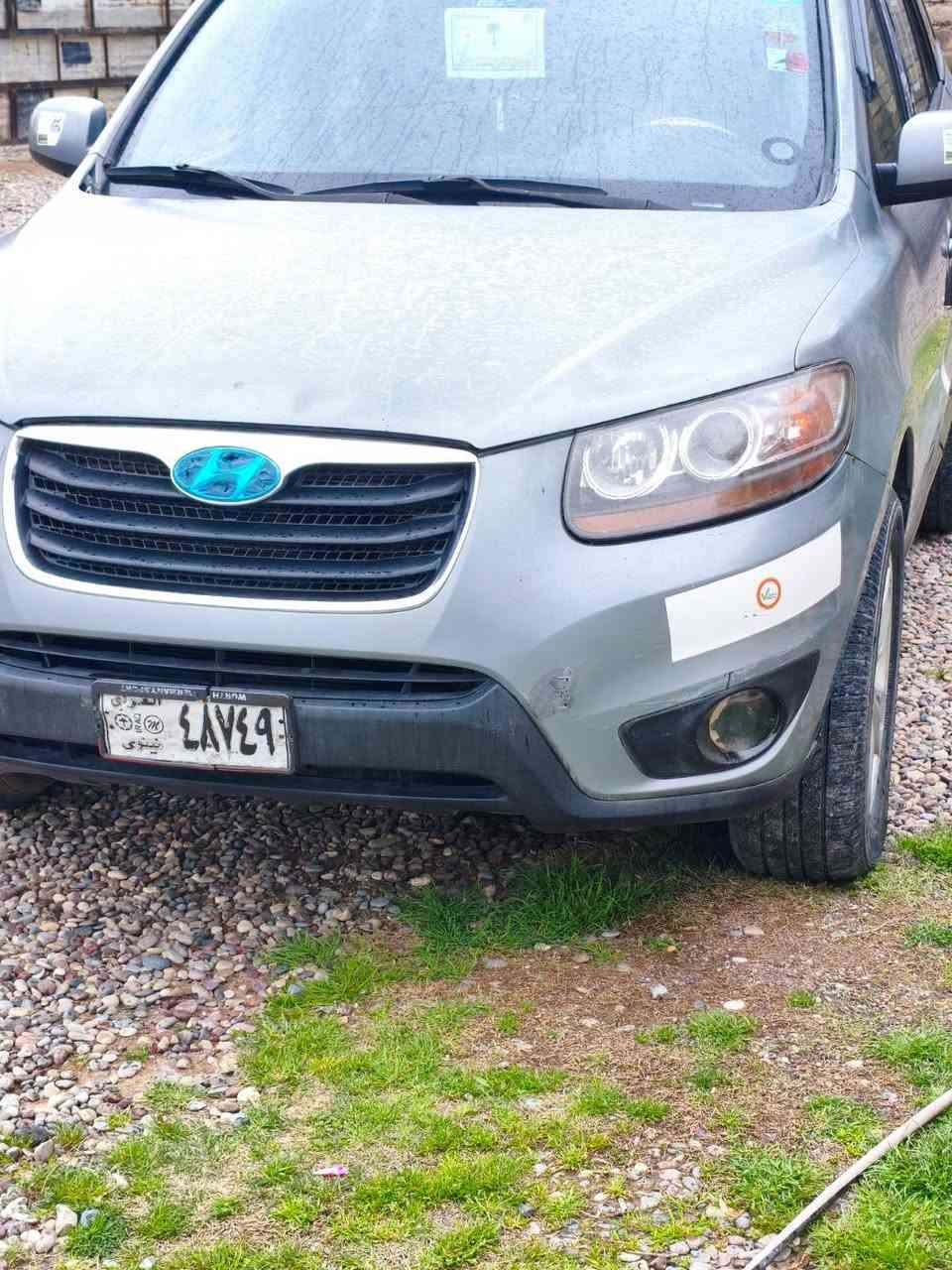 سلام عليكم سنتافي للبيع موديل 2008 وارد امريكي 
كير شرط 
محرك شرط 2700
السياره فول جاهزه من كلشي مال بيت 
شرت التحول 
بيها 3قطع ابيع حزام 
سعر 95,وبيها مجال للشراي محتاج اريد ابيعها 
رقم الهاتف ***********
