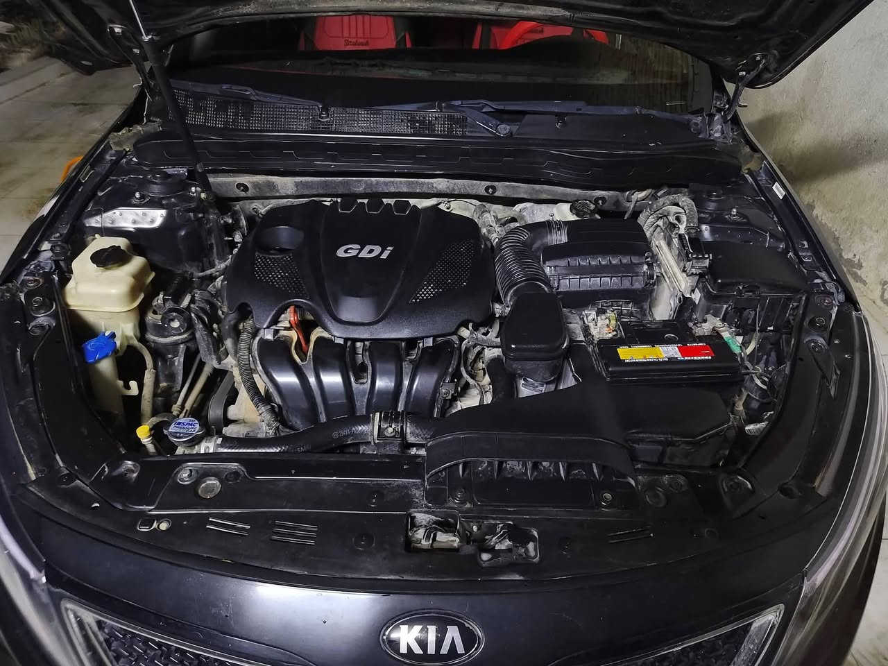 ‏السلام عليكم
‏اوبتيما 2015 وارد امريكي رقم دولي مداور ثاني يوم 
‏كير ومكينه خير من الله السياره على ايدي 
‏بيها تخم تاير وباتري جديد
‏حادثها بأمريكا جاملغ عكس السياق فقط مصبوغه حزام اثر شخوط .....مكانها الديوانيه 
‏السعر 110 وبيها مجال بسيط 
‏للاستفسار ***********
