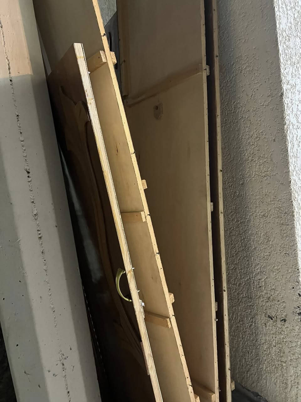 للبيع غراض بيت نظيفة
الاخشاب نجارة عراقي
كونتر حطاطة متر ونص
كاروك كهربائي حديث ولادة الى سنتين غير مستخدم 
اي استفسار خاص
لطفاً اذا مو شرايه لتكتبلي


**إذا كنت صاحب هذا الإعلان وتريد حذفه لأي سبب، رجاءا أرسل رسالة إلى الدعم الفني**