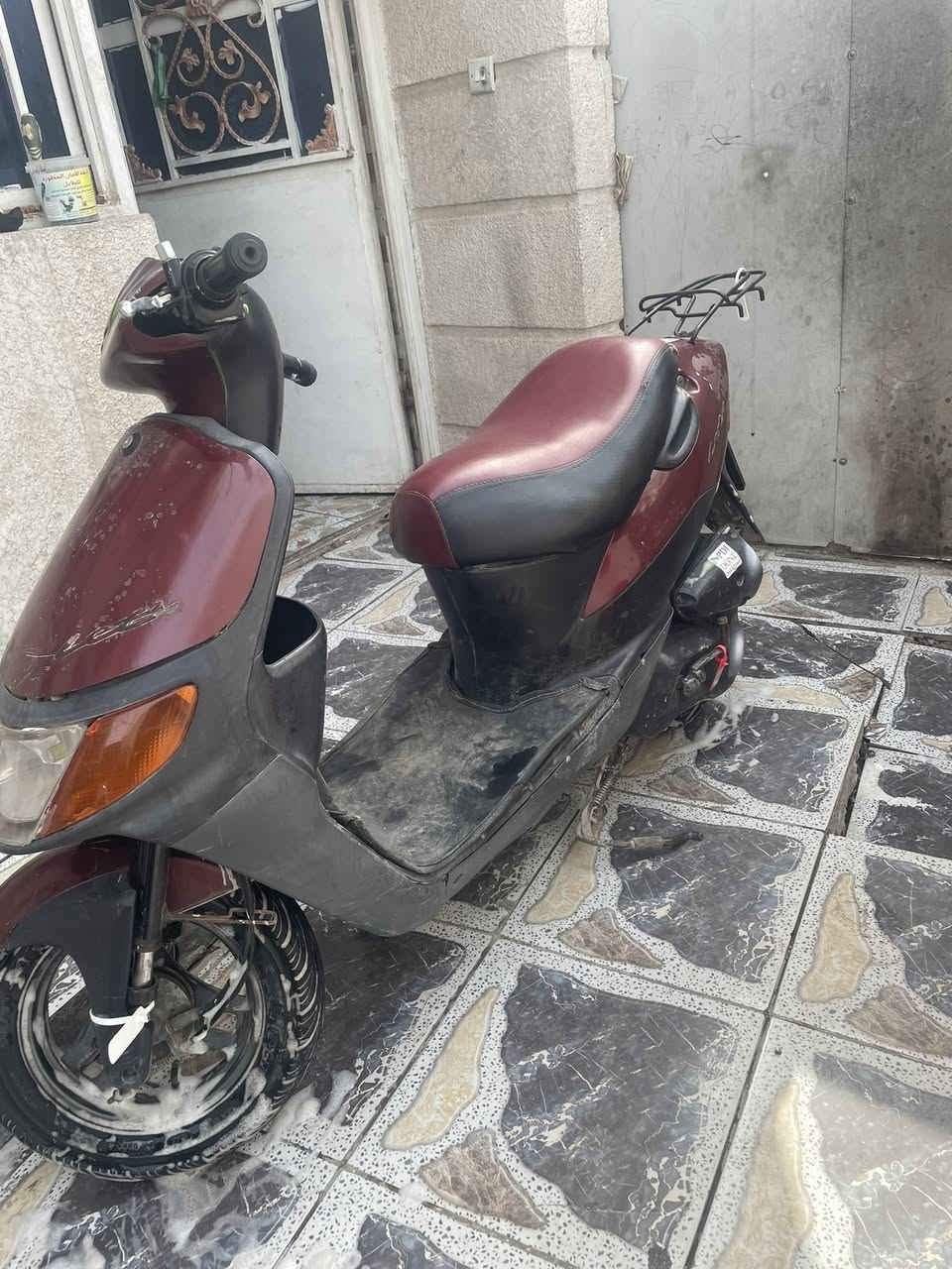 السلام عليكم دراجه ساسوكي ياباني سرعه ٦٠للبيع الدراجه تخبل شلعه ومعدل تعليك مكينه خرس ابلاد ممفتوحه كهربائياته كله شغاله نكره سلف وهندر بكل وكت السعر٢٠٠قفل قفل الرقم *********** المكان حي الجهاد
