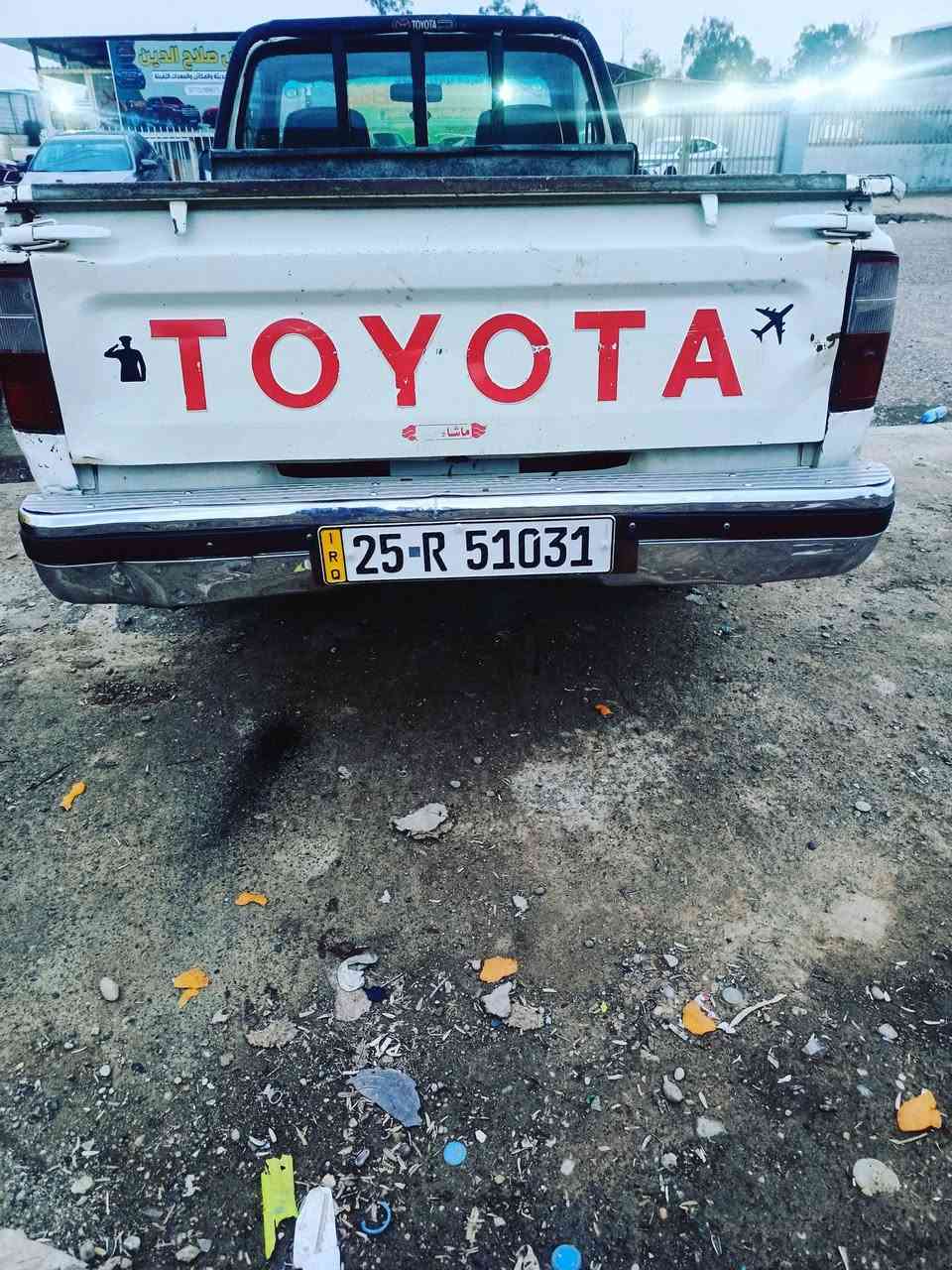 السلام عليكم هايلوكس بيكم موديل ،99 للبيع السيارة مال جناي بسمي مال بيت السيارة بيها طخه من جهه السكن مبدل بيها جامرلغ وبنيد بدون شاصي والگشر شوف العين  والمحرك بي بدايه تنقيص رقم كركوك دولي سنوي لل 30 +كود بانزين السعر 72وبيها مجال للشراي ⁦:⁠-⁠)⁩رقم ال***********⁦:⁠-⁠(⁩ مكاني كركوك
