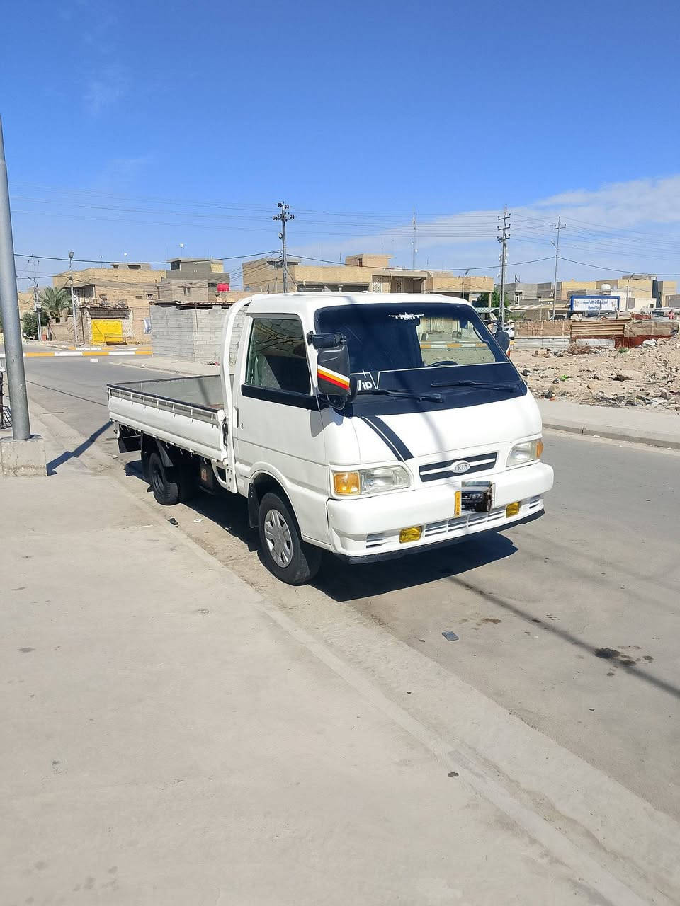 سلام عليكم عندي كيابنكو95
تك قماره8جنكال سيارة جديده بل كارتون كير مكينه حداديه السياره متعوب عليه تخم تاير نضيفه ما بيها اي خياس مكينه  2701 بدي نضيف و بدون خياس رقم السياره ديالى رقم الماني مكان السياره واسط نعمانيه 
السعر 62 وبيه مجال الاتصال على الرقم الموجود 
***********
