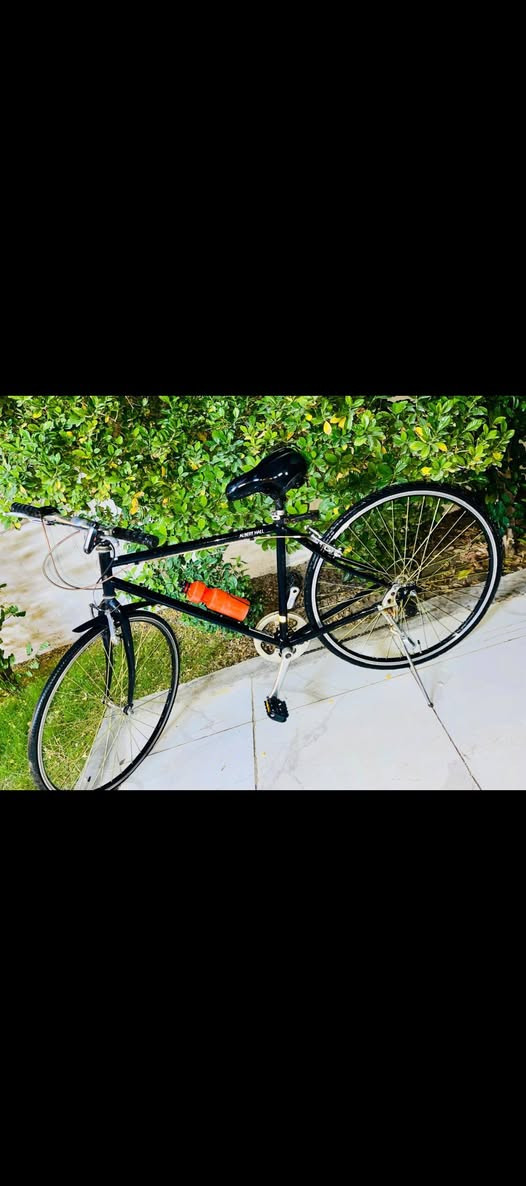 السلام وعليكم
بايسكل للبيع(c700) 

السعر:125وبي مجال

الرقم:***********
