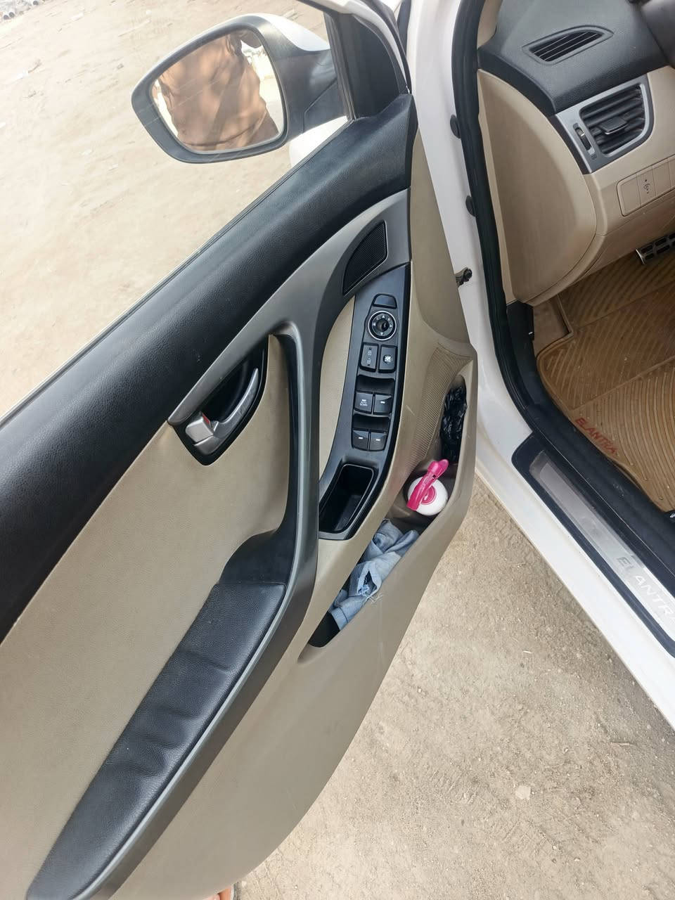 سلام عليكم سياره النتره خليجي 2015فول موصفات لخير عده البصمه محرك 1800دوش محرك كير تبريد تدفئه كله كفاله سياره بيه نص باب صبغ ونص باب بارد غير هاذه مابيه كفاله عامه شرط سونار مكاني كربلاء سعره128شراي خابر مارد بل تعاليق سياره بسمي هزه جديده ***********
