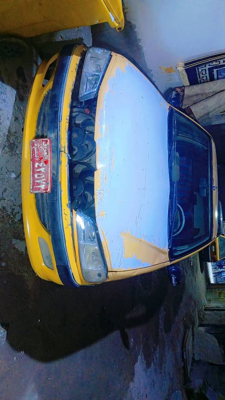 السلام عليكم ورحمه الله وبركاته سيارة بيجو بارص موديل 11رقم بصرة صدامي سنوية عضم عاج مكينة وكير جدد حدادية وتخم تاير نضيفات بدون راعي اتكفل عشائر وقانون بدون راعي اتكفل عشائر وقانون واسويلك مكاتبة بيها يعني السيارة موزيرو نقصها شباك وزوج بطاين مال الصدر موحلوات غرفتها حلوة كشرتها زينة مقبولة نضيفة يعني 
ابيعلك كوم حديد بس مكينة وكير جدد صدرها  زين تايرات زينات يرادلها اشوية ترتيبات سعرها 9ورقات بيها مجال شي بسيط 
عنواني بغداد مدينة الصدر ملاحضة 
ترايك للبصرة سيارة مقبولة مال واحد فقير يعيش بيها واطيحلك حك ترتيباتها همين وتدلل هاتف ***********
