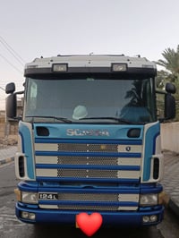 سكانيا سنكل امامي موديل 2002 طوناج ال 2027 سنوية ال 2027 السعر 285 وبي...