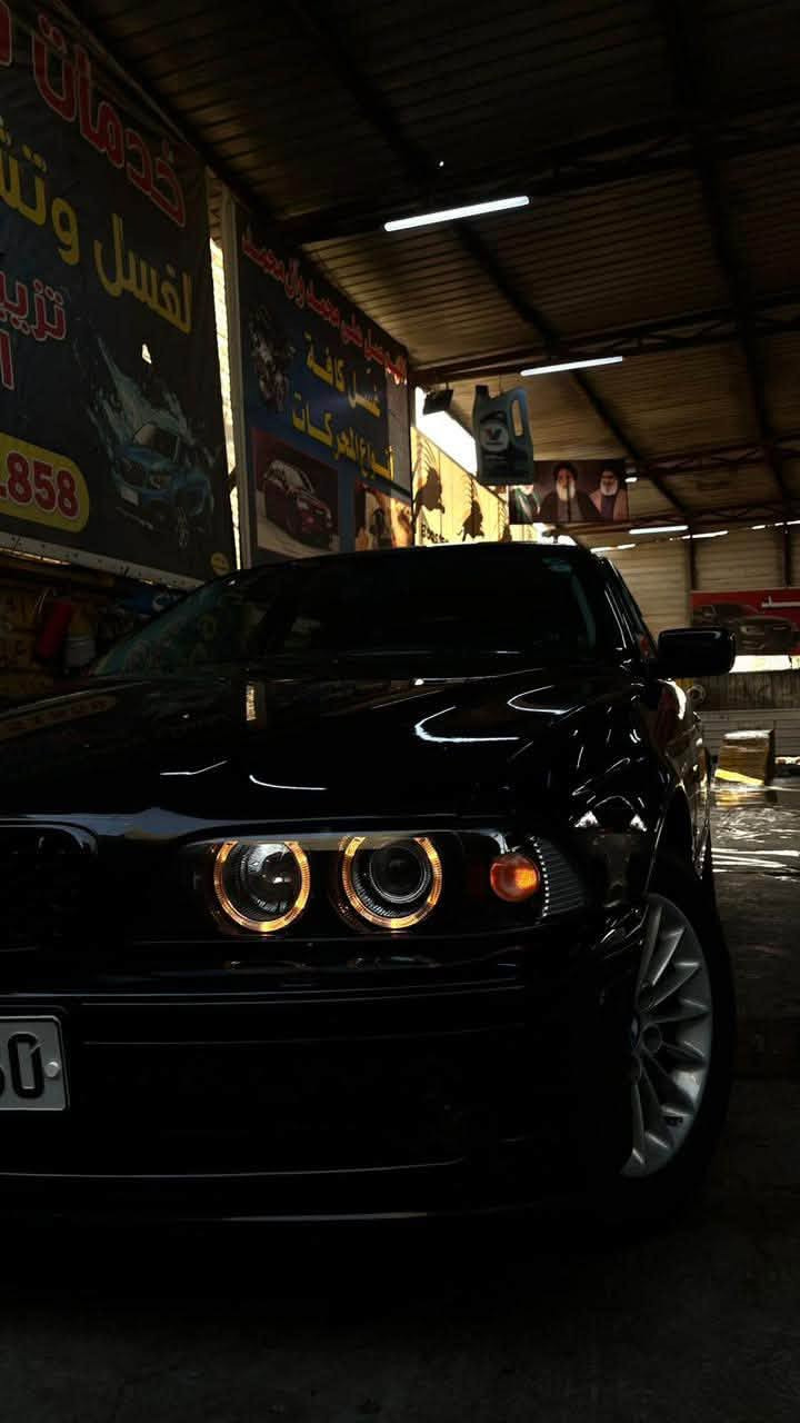 سلام عليكم شباب 
للبيع BMW528
موديل 97
دبل فانوس 
محرك6مسكر 
محرك كير كهربائيات حداديه كله جديد 
السياره مابيه اي ضربه
صبغ عام للجماليه 
تبريد تدفئه شغال 
كشنات جلد 
مسجات كشناات 
كامره خلفيه
شاشه كبيره 
كاعيات BMW 
وبقيه المواصفاات المعروفه 
السياره بيع او مراوس
مكان السياره بابل 
***********
