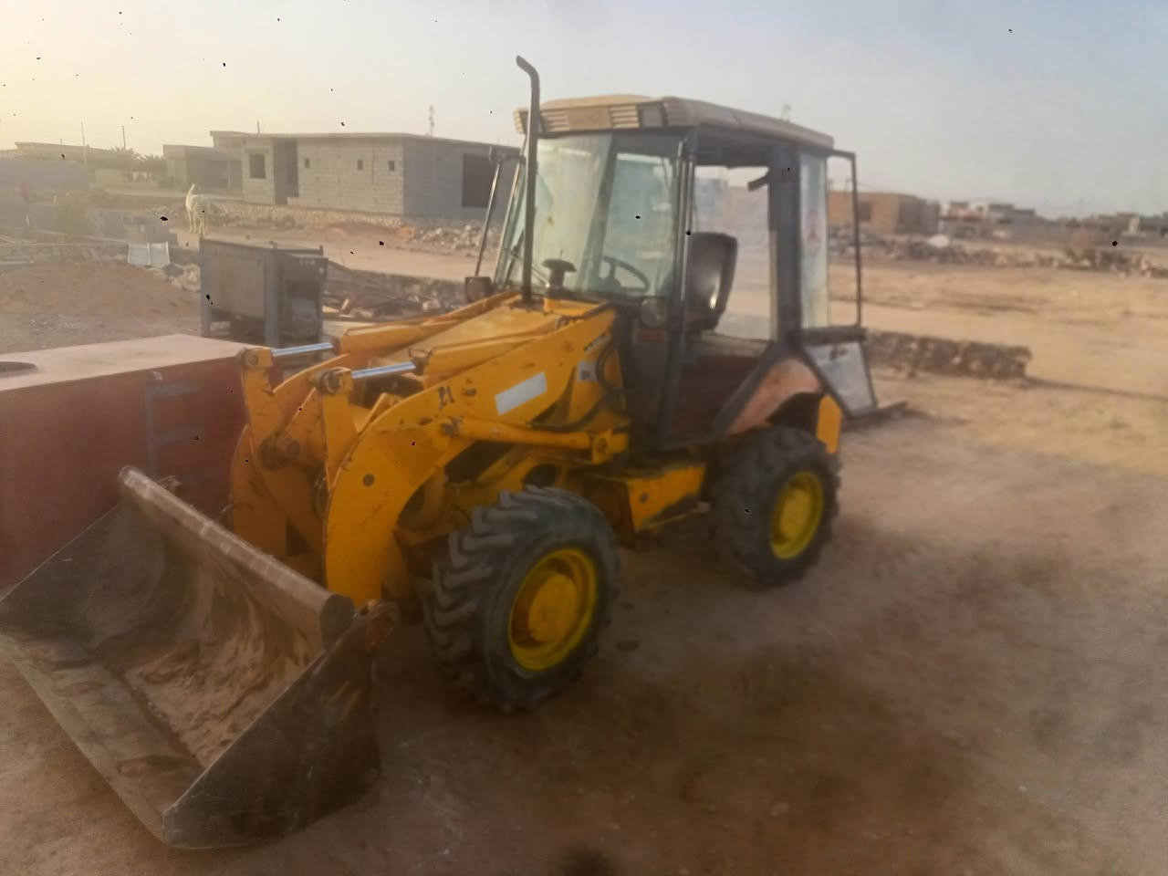 للبيع او مراوس المكان الرمادي***********
