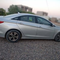 سياره سوناتا مظلع مدويل عشره مصبوغه حرام لبيع السعر 95بيه مجال شي قليل...