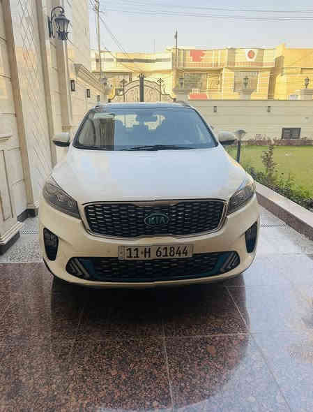 السلام عليكم 
سورنتو خليجية موديل 2020 فول ماعدى فور ويل 
السعر 265$ 
ماشيه 76
كفالة عامه ماعد شخط حجم اصبع ب باب بارد 
سونار موضح بالصور
الاستفسار ***********
مكاني الامين قرب القناة
