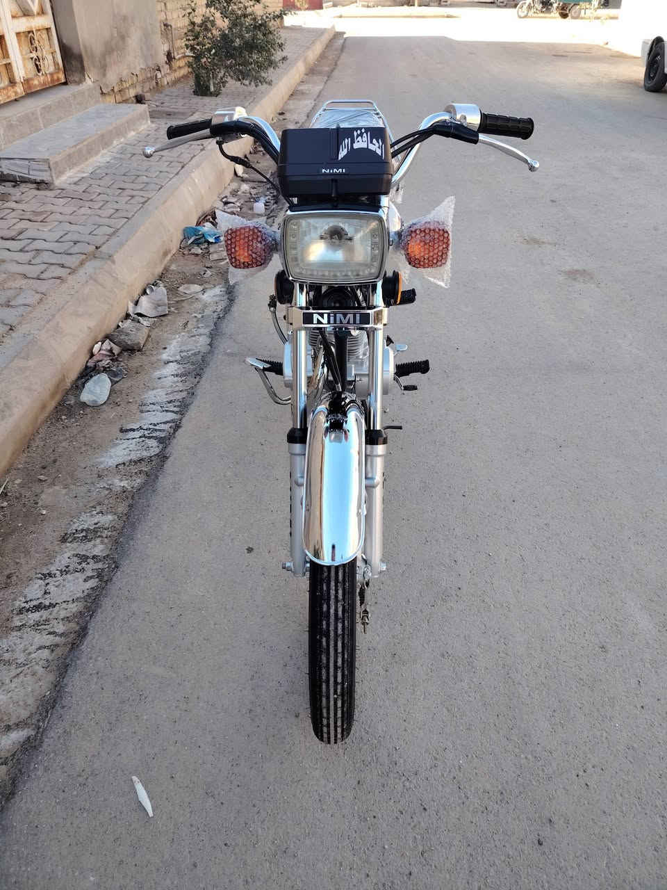 السلام عليكم دراجة أربعة كير للبيع موديل 25 صارلها 15يوم طالعة من محل دراجة جديدة مكفولة كفالة عامة أوراق سكنر 5 اوراق السعر 725 مكاني كوت للاستفسار الاتصال على الرقم هاتف ***********
