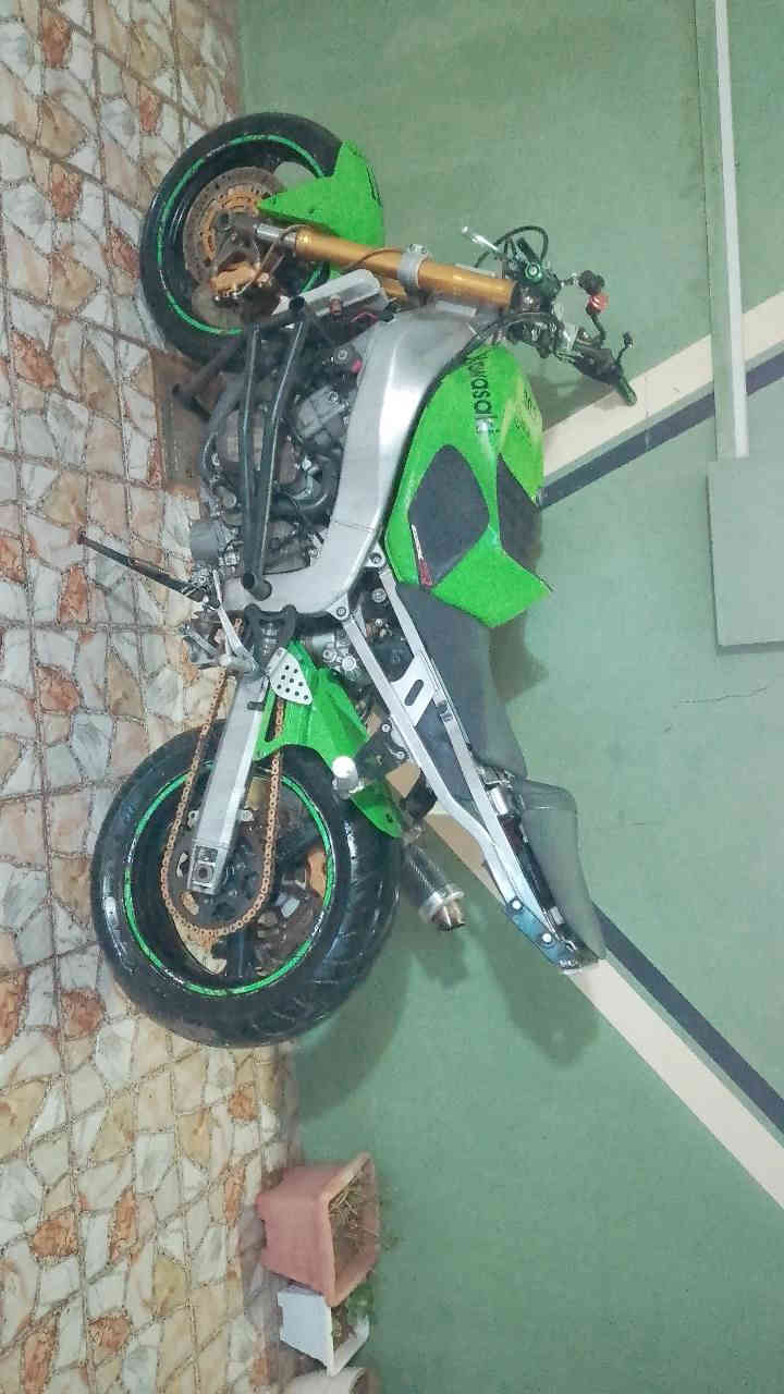 السلام عليكم شباب
كاوسكي 2004للبيع 

دراجه مزوده تزويد كلش حلو فجوج تلاثه يدات برمبو صلنصه وايف صوتها يخبل ستيرن رياضي  وياها بكره الچبيره مال تعليك محرك مامفتوح ولا ملعوب بي دراجه نكره بكل وقت ادامه دهن جديد بلكات جدد ماناقصها اي شي شلعه معدل كلش حلوات الدراجه احله من الصور بهواي 

المكان ديالى السعر خاص رقمي ***********
