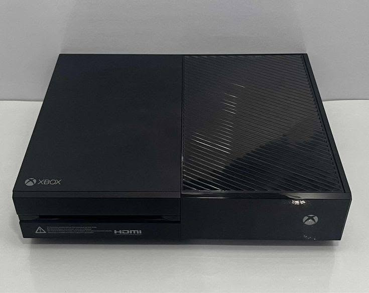 Xbox One مرتب ونظيف،
يجي وياه حساب بيه ألعاب 30 لعبة مشتريهن.
مثل فاير كراي نسخة الكولد اديشن وياها اضافات وجزءثاني، GTA،  وفيفا،  ومودرن ورفير 3 و 4 وبعد اكو،  Xbox One مرتب ونظيف،
كامل الملحقات والكيبلات بدون شخط، 
الجهاز نظيف، كلشي تمام، وتكدر تلعب أوفلاين و أونلاين عادي.
ب130


**إذا كنت صاحب هذا الإعلان وتريد حذفه لأي سبب، رجاءا أرسل رسالة إلى الدعم الفني**