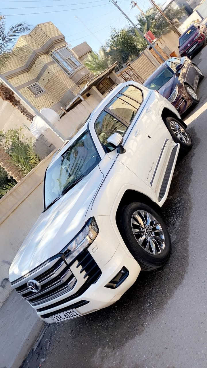 السلام عليكم لندكروز 2024 تنفس طبيعي وكالة ساز كفاله عامه ماشيه 18 الف فول مواصفات سعرها جداً مناسب 690 مكاني بصره *********** للستفسار 📞
