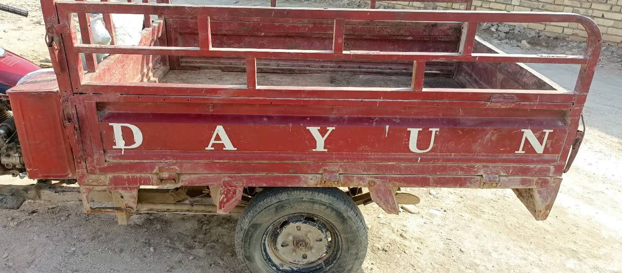 ستوته موديل 12 اوراق اصوليه مكبوسات مكينه مكفوله 21ركبه وشاصي مكفول جعمقه جديده قبل يومين شادهه باتري جديد تشتغل سلف كهربائيات شغاله تخم تاير جديد بديهه نضيف مابيه اخياس نقص صفاحيات وكشن سوته جاهزه وين ما تروح موجوده بالكوت حي الجهاد السعر 750,وبيهه مجال للشراي ***********واتساب موجود
