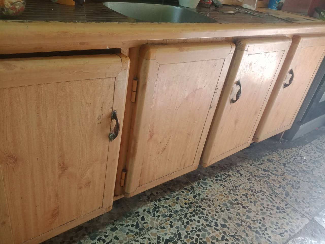 سلام عليكم 
غراض للبيع
غرفه اخشاب تسكام 400وبيه مجال تعديلات بسيطه يرادلها
كاونتر تسكام يرادله تعديلات بسيطه 130وبي مجال
مكان حي ميسان


**إذا كنت صاحب هذا الإعلان وتريد حذفه لأي سبب، رجاءا أرسل رسالة إلى الدعم الفني**