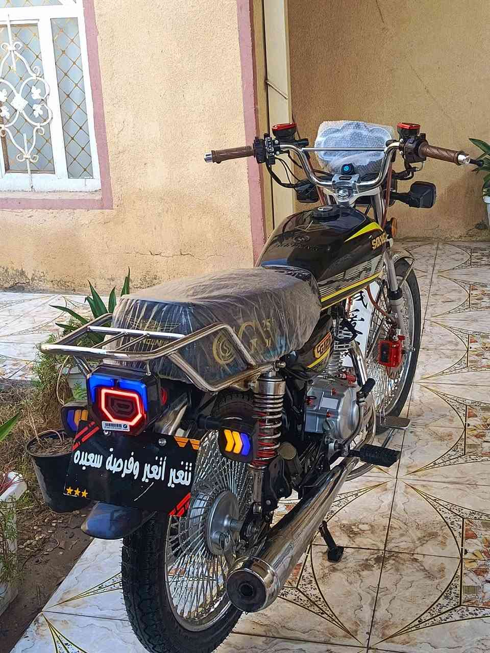 السلام عليكم
للبيع دراجه تايكر سونك الاصلي باب اول ختم ونجوم بعدها على وضع الشركه
موديل 25 اوراق كامله ٦ اوراق 
صارله شهر و٢٦ من طالعه من الوكيل

كلج بريك عنبار
تشغيل عن بعد
حساس سرقه
تشغيل بصمه سويج
MB3 بلادي
شاحن YBS خارجي
دشبول شغال
كهربائيات شغاله 
الدراجه كاملة على اخر حبايه

السعر ٧٥٠ وبيه مجال قليل 
بيع او مراوس بسيفان او دايوان نفخ ونتراهم ع الفرق
مكاني بابل محاويل 
للاستفسار ***********
