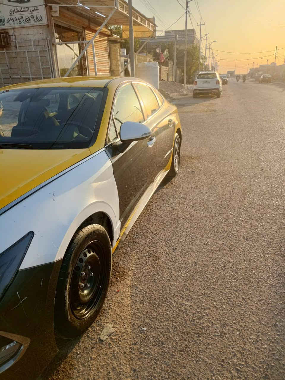 سلام عليكم سوناته هايبرد 2021 هاي ضربته ما مصبوغه علا هاذا وضعه وسياره حلوه  ونضيفه و اصوليه اوكفلك من كص وغرامات وكلشي السعر 130 وبيه مجال هواي للي يريد يدخل خاص الرقم *********** وشكرآ
