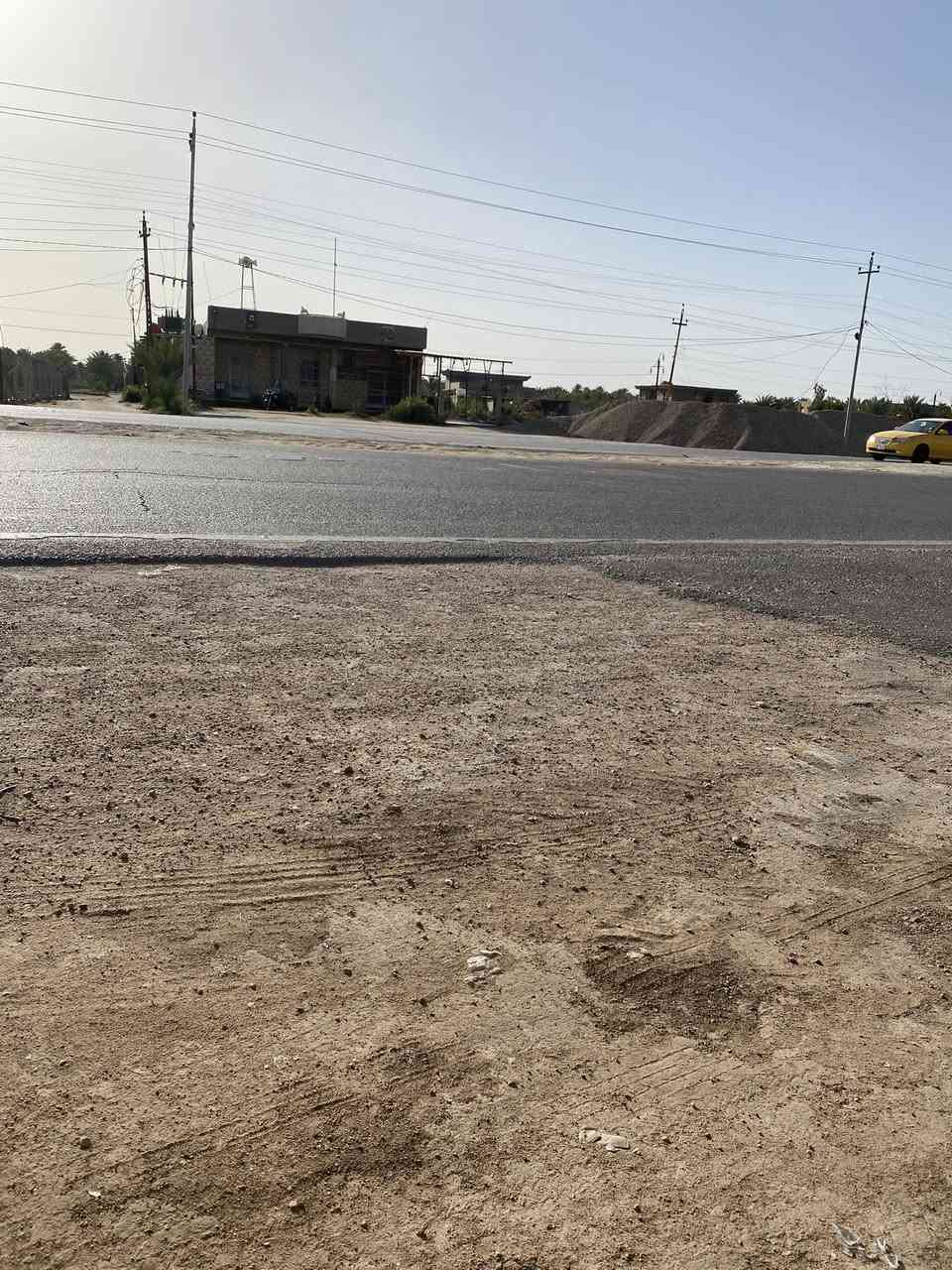 السلام عليكم 750متر للبيع كافات الخدمات سند25مداور ثاني يوم تبعد عن طريق دغاره 150متر تبليط أناره شارع

مكان /طريق دغاره قبل ماتوصل بانزين خانه جديده مقابيل جامع زلازله
وجهه ع طريق دغاره وعلى الحولي جديد دغاره
***********

