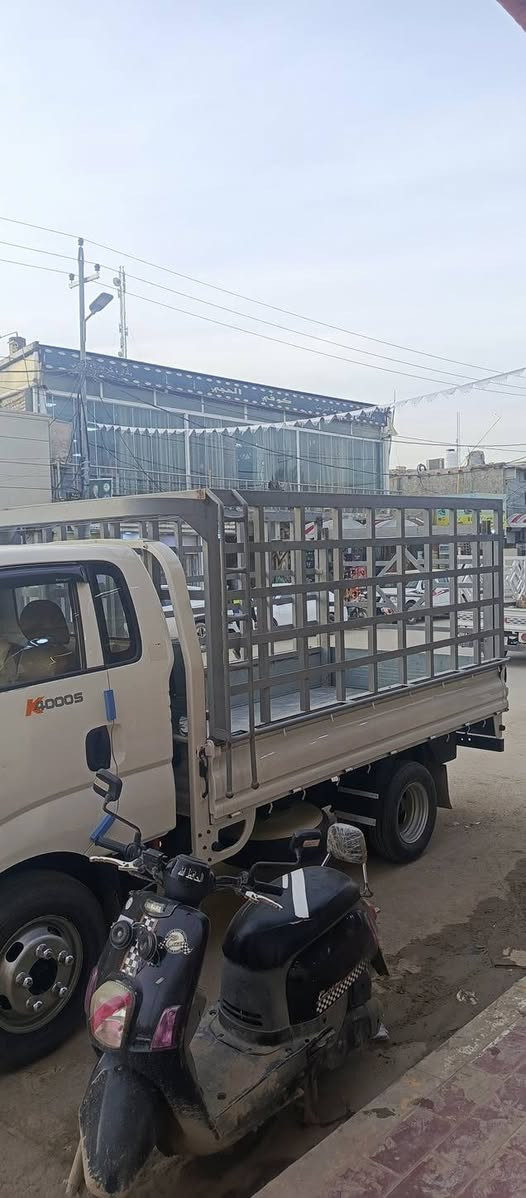 سلام عليكم أخوان مره خصة مدير الكروب محجر كيا فحل 
للبيع تفصل شرط الثقيل وكل خياس مابي واحله من الصور 
ارتفاعه متر و20  سعر 450  وبالعافيه على الياخذه 
موبايل ***********  مكانه نجف ✅✅
