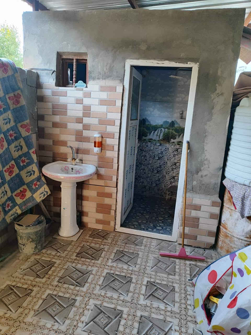 يا الله متوفر بيت طابو صرف رهن داخل ناحية العباسية 125م غرفه وصاله ومطبخ استقبال وصحيات داخليه و خارجيه بيت نضيف 
***********
