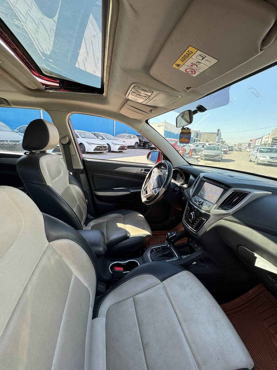 ⸻
🚗 للبيع شانجان CS35 موديل 2019

السيارة نظيفة ومرتبة، استعمال شخصي
✅ مكفولة من التبديل والصبغ
✅ فحص بأي مكان

🔧 المواصفات:
فتحة
بصمة
 • مكينة 4 سلندر 1.6
 • أوتوماتيك ناعم
 • صرفية بنزين ممتازة
 • شاشة لمس
 • كاميرا خلفية
 • حساسات خلفية
 • ستيرنغ مالتي
 • مكيف بارد
 • ABS + ايربكات

💰 السعر: 98 ورقة (قابل للتفاوض البسيط)

📞 للتواصل: خاص او ***********

📍 الموقع: بغداد البياع
