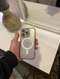 آيفون ١٥ برو • ٢٥٦ • ضهر مكسور