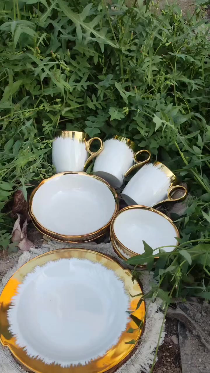 "للحظاتك المميزة، اختر لمستك الذهبية ✨

حتى تخلي بيتك مميز🤍
كل ما عليك ارسال رساله الينا💌

📦 متوفر الآن
📩 للحجز راسلنا خاص أو عبر واتساب ***********
