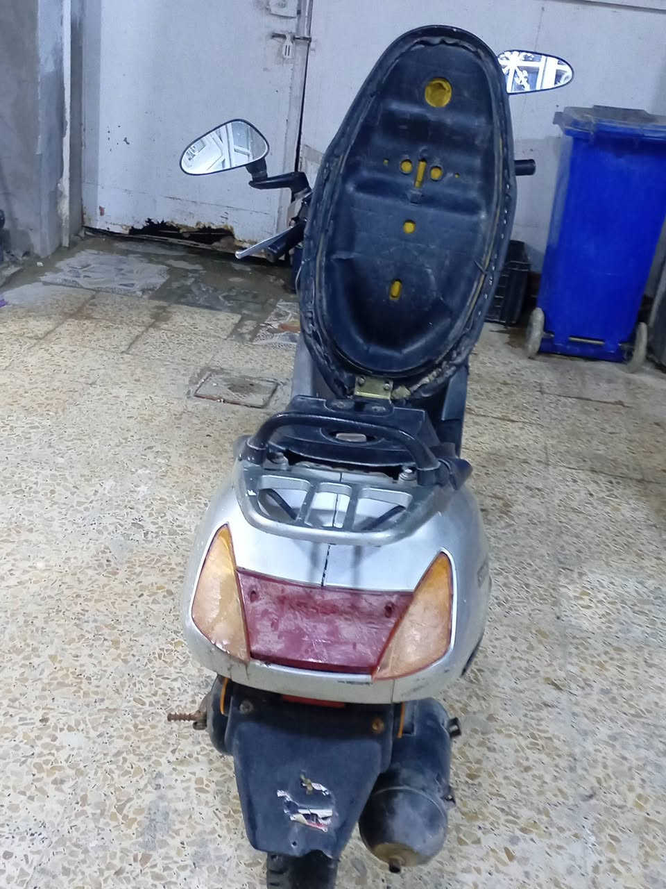 السلام عليكم ورحمة الله وبركاته
دراجة سبيسي ماليزي للبيع مكاني كوت حي الحكيم
( ابيعلك كوم حديد)
سعرها جداََ مناسب ( ب 175) وبيها مجال للشراي
وهذا رقمي ***********
