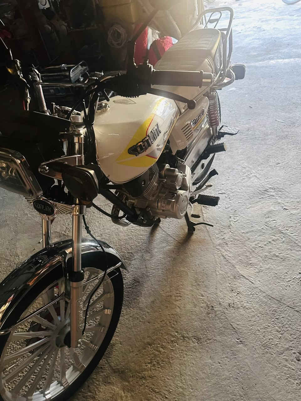 سلام عليكم دراجة مديل 25دراجة زيرو مكان ديالئ دلي عباس رقم تصال ‭0772 896 1262‬
