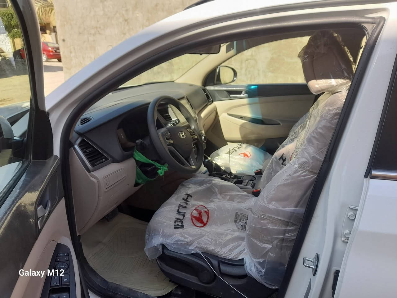 توسان للبيع ٢٠١٨ بسمي بانوراما ماشية ٨٢ هزة جديده سياره مكفوله محرك تبريد ومكفوله من صبغ والتبديل٧٨١٩٩٢٠٩٥٣ ٠
واتساب***********
