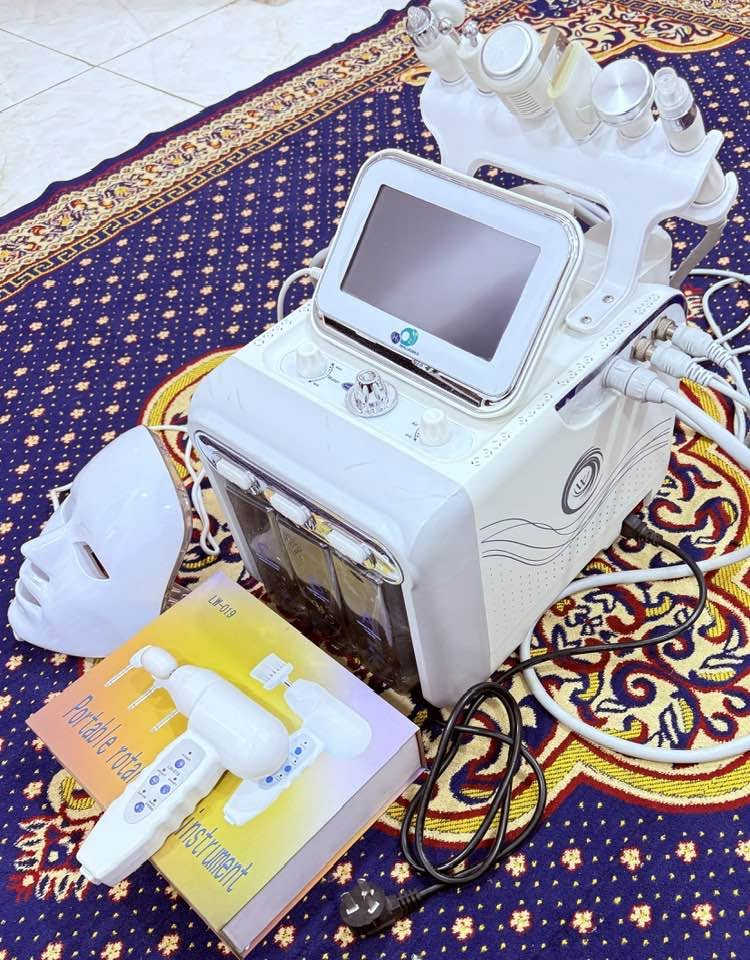 🔥 فرصة لا تعوض لأصحاب مراكز التجميل والعيادات 🔥

للبيع جهاز هايدرو فيشل احترافي بحالة ممتازة، جاهز للعمل مباشرة ودون أي أعطال الله شاهد استخدام شهر واحد فقط.

صناعة كوريه ماطور الحجم الكبير 

✨ يمنح نتائج مميزة في:
✔️ تنظيف البشرة بعمق
✔️ إزالة الرؤوس السوداء والشوائب
✔️ ترطيب وتجديد البشرة
✔️ تحسين نضارة وإشراقة الوجه

✅ استخدام خفيف وحالة ممتازة.
✅ مناسب لبدء مشروع أو تطوير خدمات مركز التجميل.
✅ السعر مناسب  450 الف .
مع جلاية لتنظيف البشرة 
مع كافة ملحقاته وايضاً ملحقات إضافية 

📍 الموقع: (مركز البصرة)
📞 للتواصل والاستفسار: (***********  متواجد وتساب )
