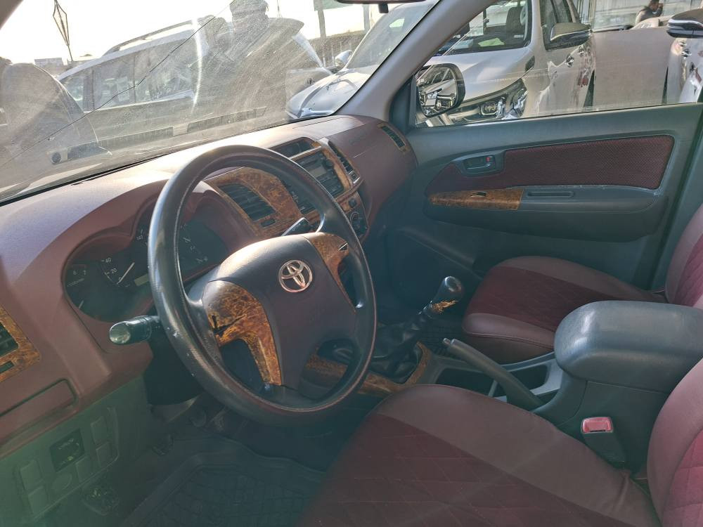 تيوت بيكب مرزي موديل ٢٠١٣  محرك ما مفتوح سنوي رقم حت ٢٠٢٨ بي شوي بارد بل بودي رقم موبايل ***********.  ***********.   سعر ١٨٨ كركوك, العراق
