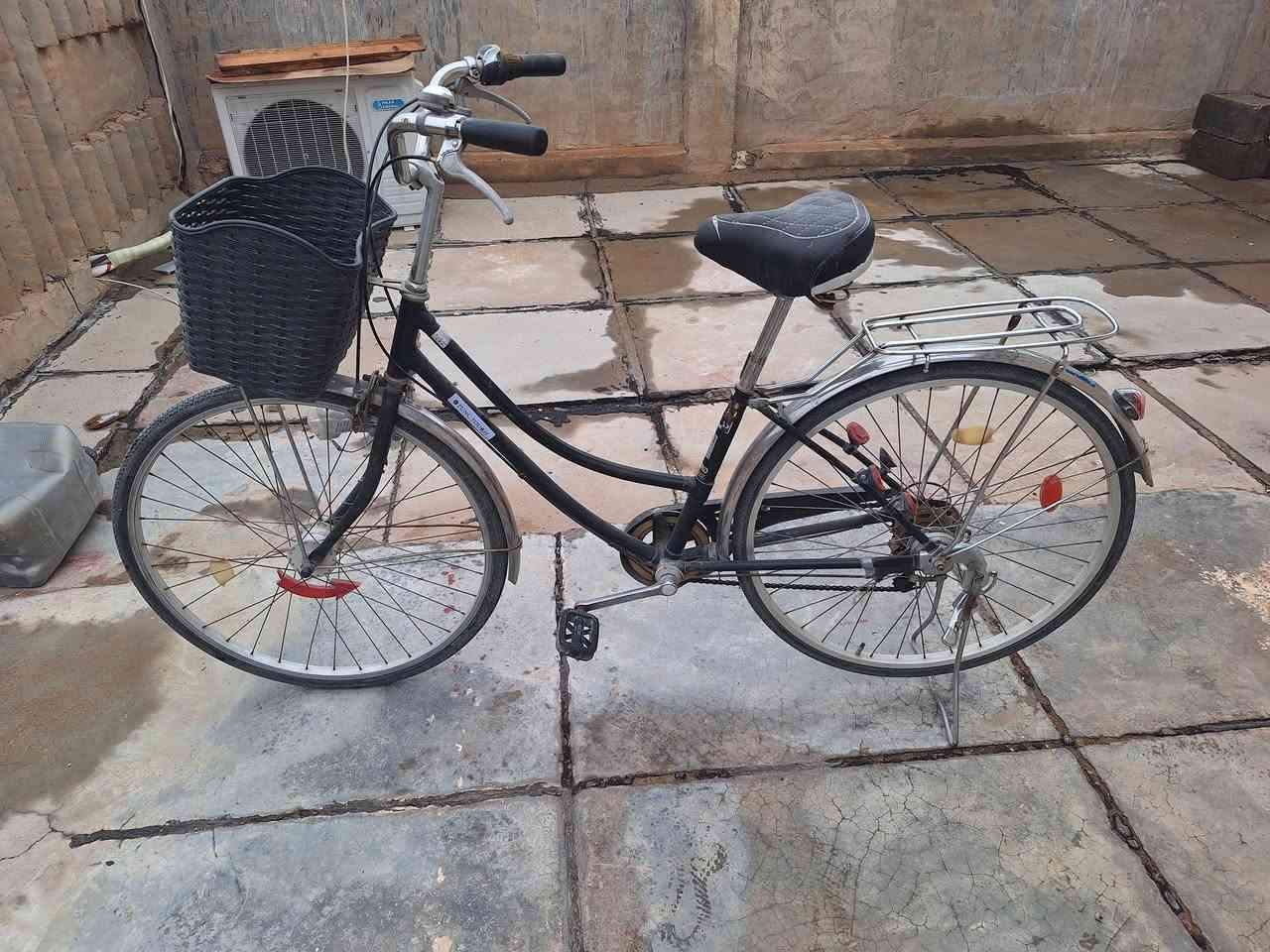 بايسكل لبيع للاستفسار اتصل ع الرقم
***********
