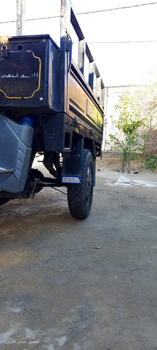 ستوته امتيار للبيع مكفوله رقم ابيض وسنويه الستوته خير من الله ماعايزه شي المكان  ديوانيه قضاء الشاميه السعر 1200 الشراي يتصل ***********
