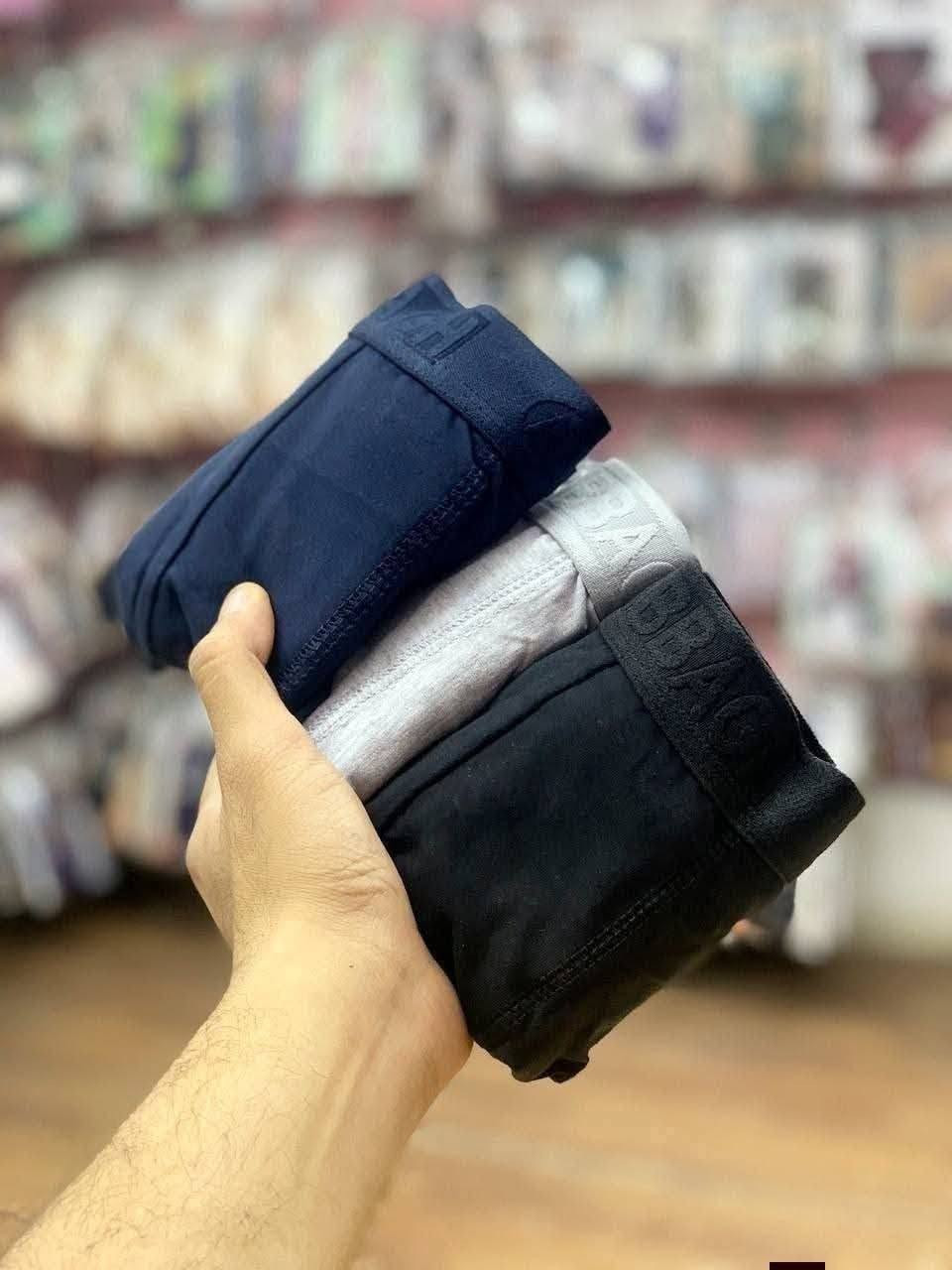 فوري بوكسر الدباغ قطن 
رجالى الون
مقاسات   اسمول ميديام    واكس لارج و2اكس
سعر الباكيت 3قطع ب...
صورنا كلها ع الطبيعه 🌄🥰💯❌💯
شعارنا الثقه ☝️🔥


**إذا كنت صاحب هذا الإعلان وتريد حذفه لأي سبب، رجاءا أرسل رسالة إلى الدعم الفني**