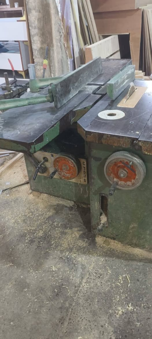 مكاين نجاره للبيع مجموعه إيطاليا ومجموعة تركي ٣ عمليات اتصل على هذا الرقم *********** *********** مصطفى نجار
