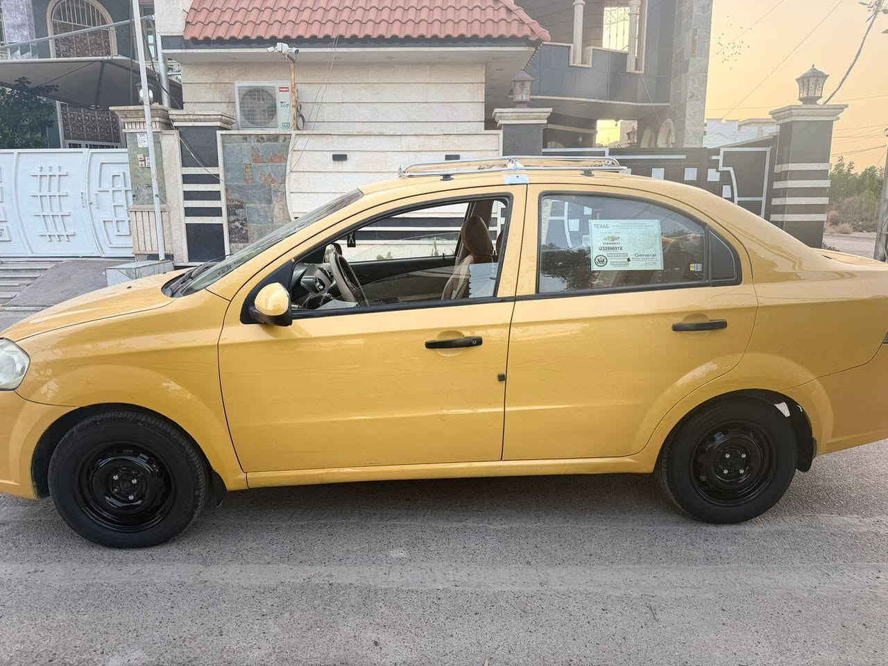 سلام عليكم افيو خليجي شركه العامه موديل ٢٠١١ كير مكينه مكفولات تبريد تدفه شغال مصفره غرامات سنويه ٢٨ رقم نكليزيه بغداد بدون ضربه و صبغ العنوان بغداد البياع سعر ٦٣ بي مجال ***********
