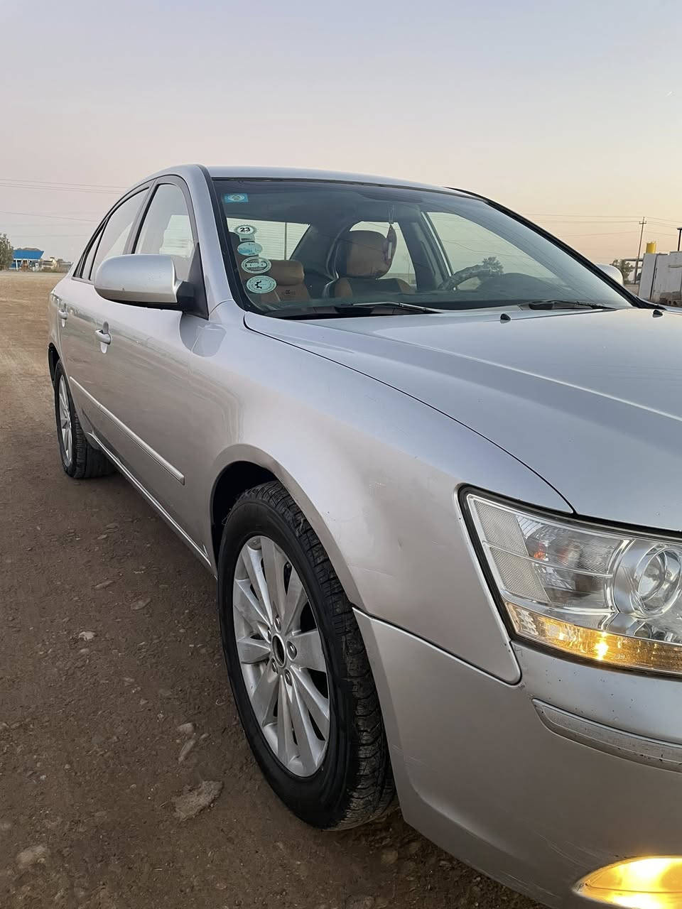 سلام عليكم للبيع سوناتا وارد امريكي بدون ضرر السونار مرفوق ويه الصور رقم ديالى انكليزي محرك ٢٤٠٠ تخم تاير موديل السياره ٢٠٠٩ للاستفسار ***********
