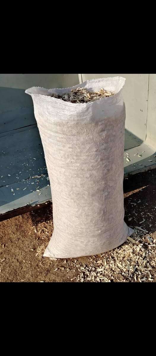 السلام عليكم توجد نشاره للبيع درجة اولى ونضيفه وبيضه وخاليه من الرطوبه وترس فول الاتصال *********** اكو توصيل لجميع المحافظات
