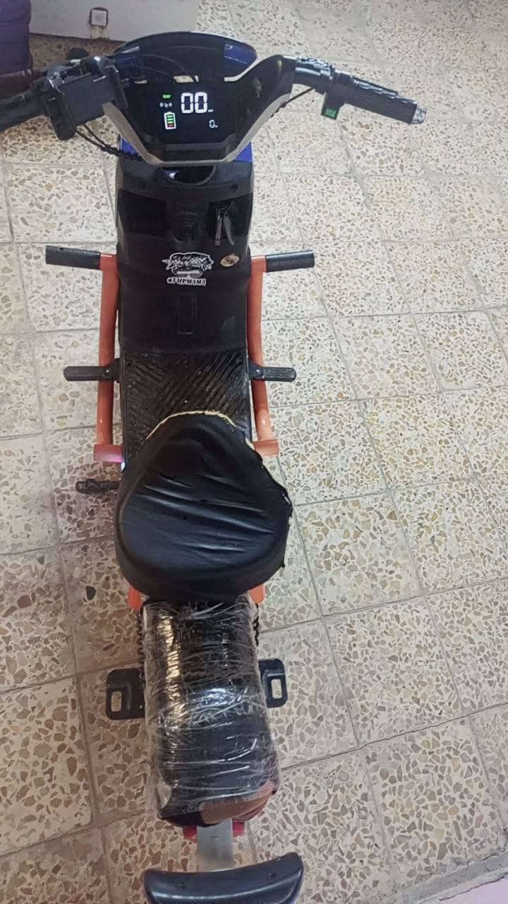 للبيع دراجه شحن
اربع نمر
خمسه باتري 
3سويج
اشاير 
نشرات
كلوب 
بك لايت
بلوتوث 
قاعده تلفون مع شحن تلفون
شاحنه اصليه
كلشي شغال
السعر 250 مكان حله قرب جسر نادر


**إذا كنت صاحب هذا الإعلان وتريد حذفه لأي سبب، رجاءا أرسل رسالة إلى الدعم الفني**