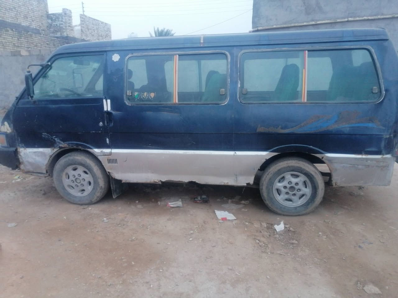 السلام عليكم ورحمة الله وبركاته اخوان سيارة كيه بستا للبيع مديل 95 مكينه كير اكسن مكفولات الكشر كدامك السعر 26 وبيها مجال قليل متواجد خاص او الاتصال على الرقم هاذ ***********
