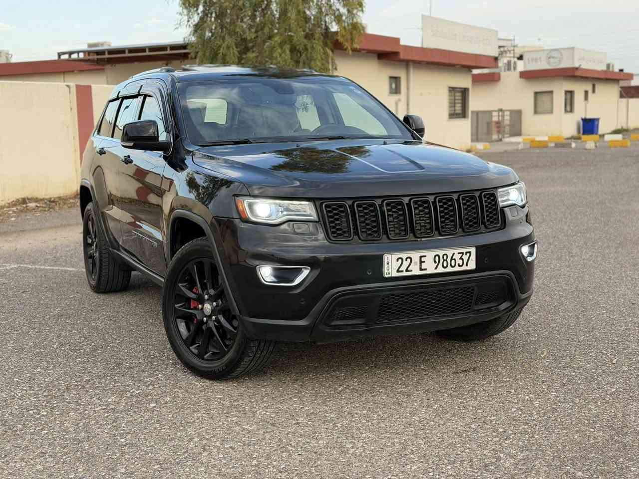 السلام عليكم جيب لاريدو موديل 20 فول مواصفات وارد امريكي 5 قطع صبغ بدون اي دواخل شاصي لغد مابيه مكفولات صور حادث ماعندي سونار ورقم الشاصي مرفق بلمنشور ماشيه 87 مل 
سياره جاهزه ومابيها كل نقص رقم اربيل بسمي تحويل شرط
السعر  185 بغداد الدوره ابو طياره ***********
