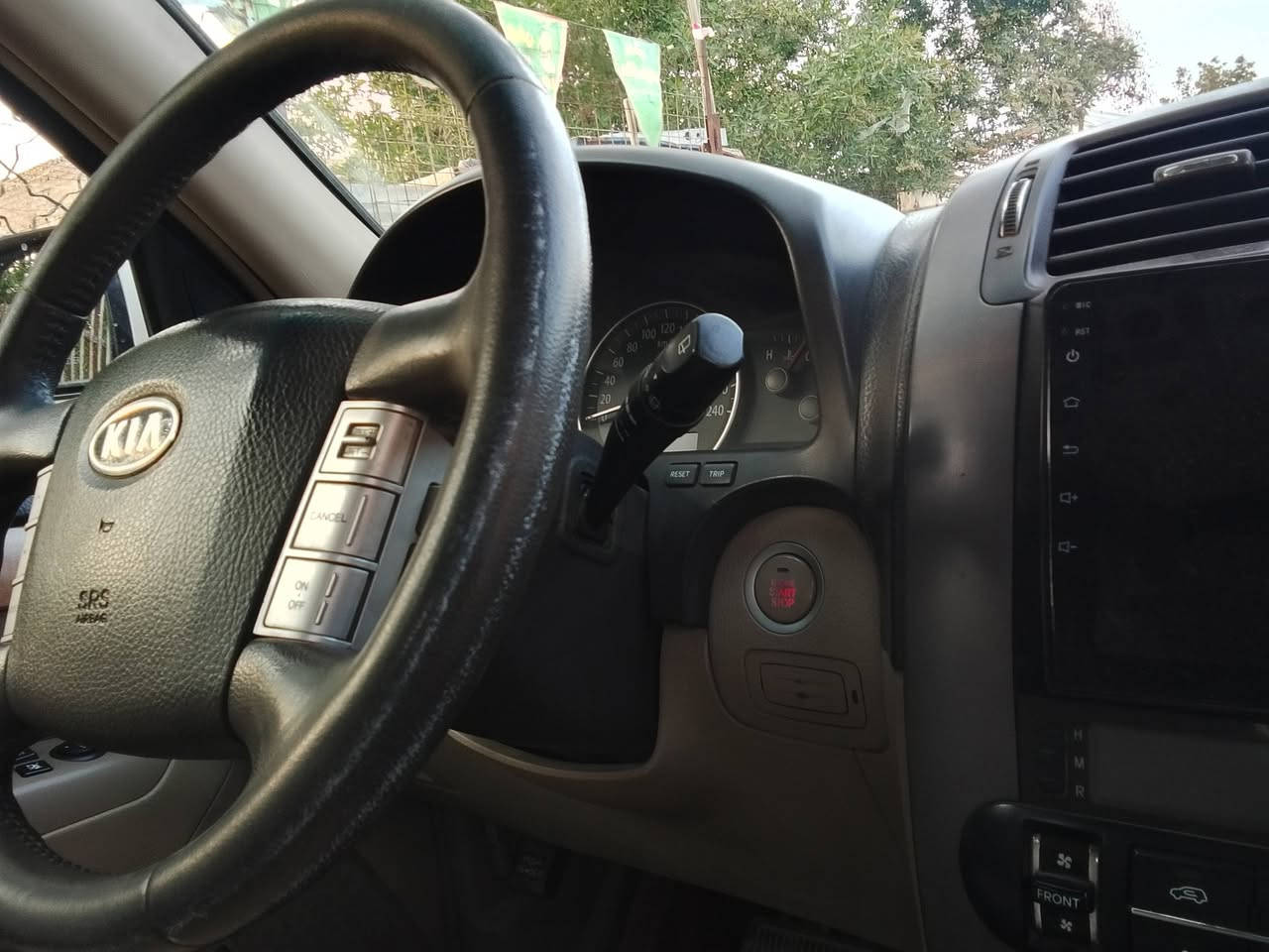 كيا موهافي 2011
 رقم بغداد  بيهه مكانين صبغ 
صدر تخم تاير  كير محرك كفاله شرط   جديد شكد متصور رايدهه ب 118   مكاني بغداد ***********
