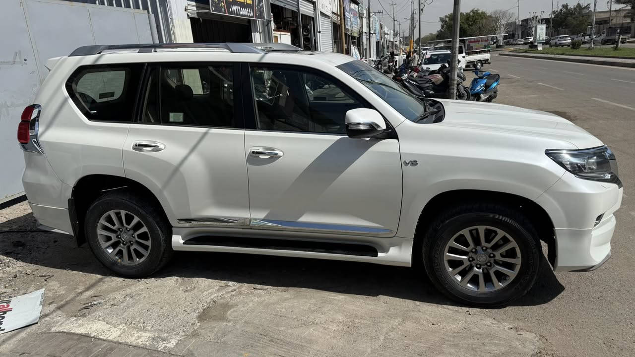 برادو 2018 VX
السلام عليكم 
برادو 2018 
جديدة مكفولة كفالة عامة 
ساس / SAS 
شاشة جبيرة 
3 قطع تبريد 
6 سلندر 
كراسي كهرباء 
كراسي تدفئة 
مري شفط 
بصمة 
فتحة سقف 
حاسات امامي خلفي 
لايت اسود / LED
عداد شاشة ( شاشة اعطال ) 

السياره كلش حلوه 

السعر : 38،500 

***********
مكان السياره بغداد
